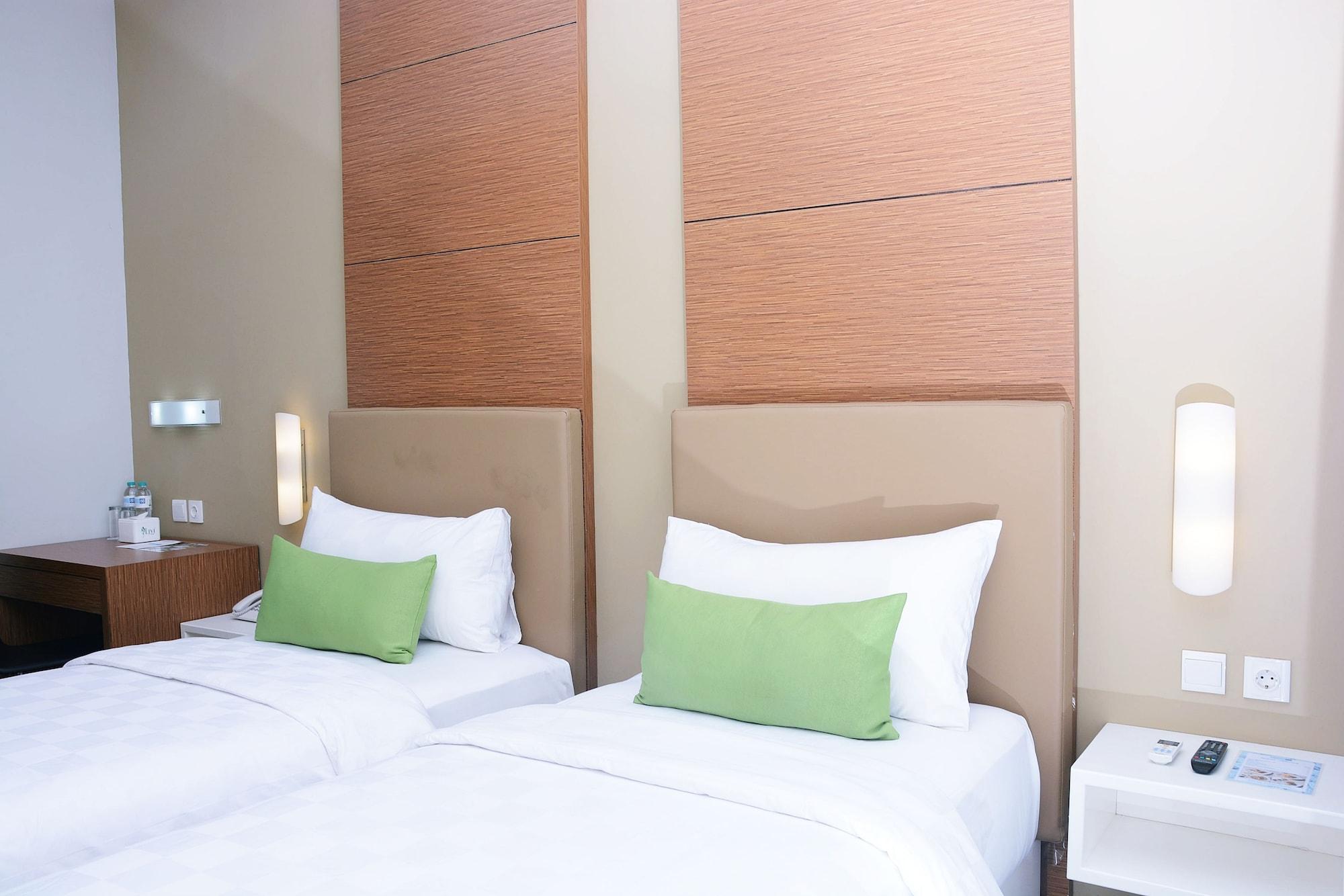 Terraz Tree Hotel Джакарта Екстер'єр фото