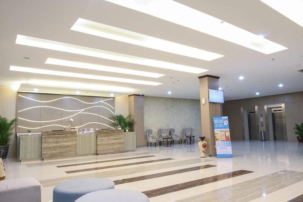 Terraz Tree Hotel Джакарта Екстер'єр фото