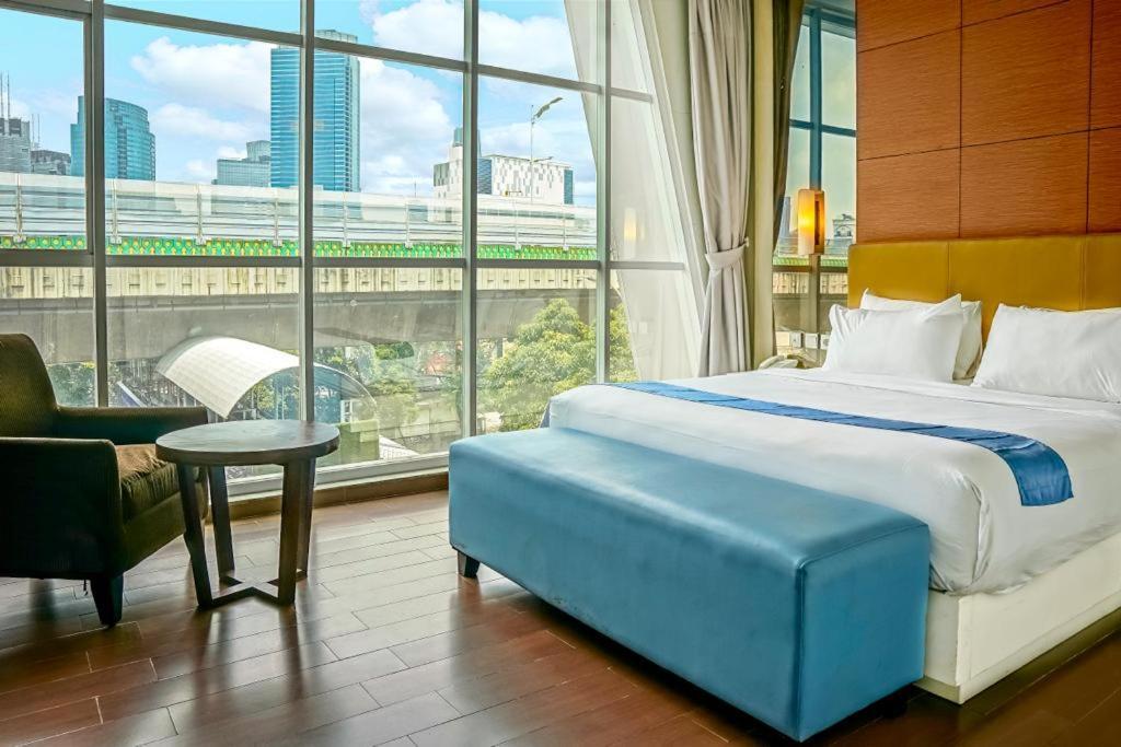 Terraz Tree Hotel Джакарта Екстер'єр фото