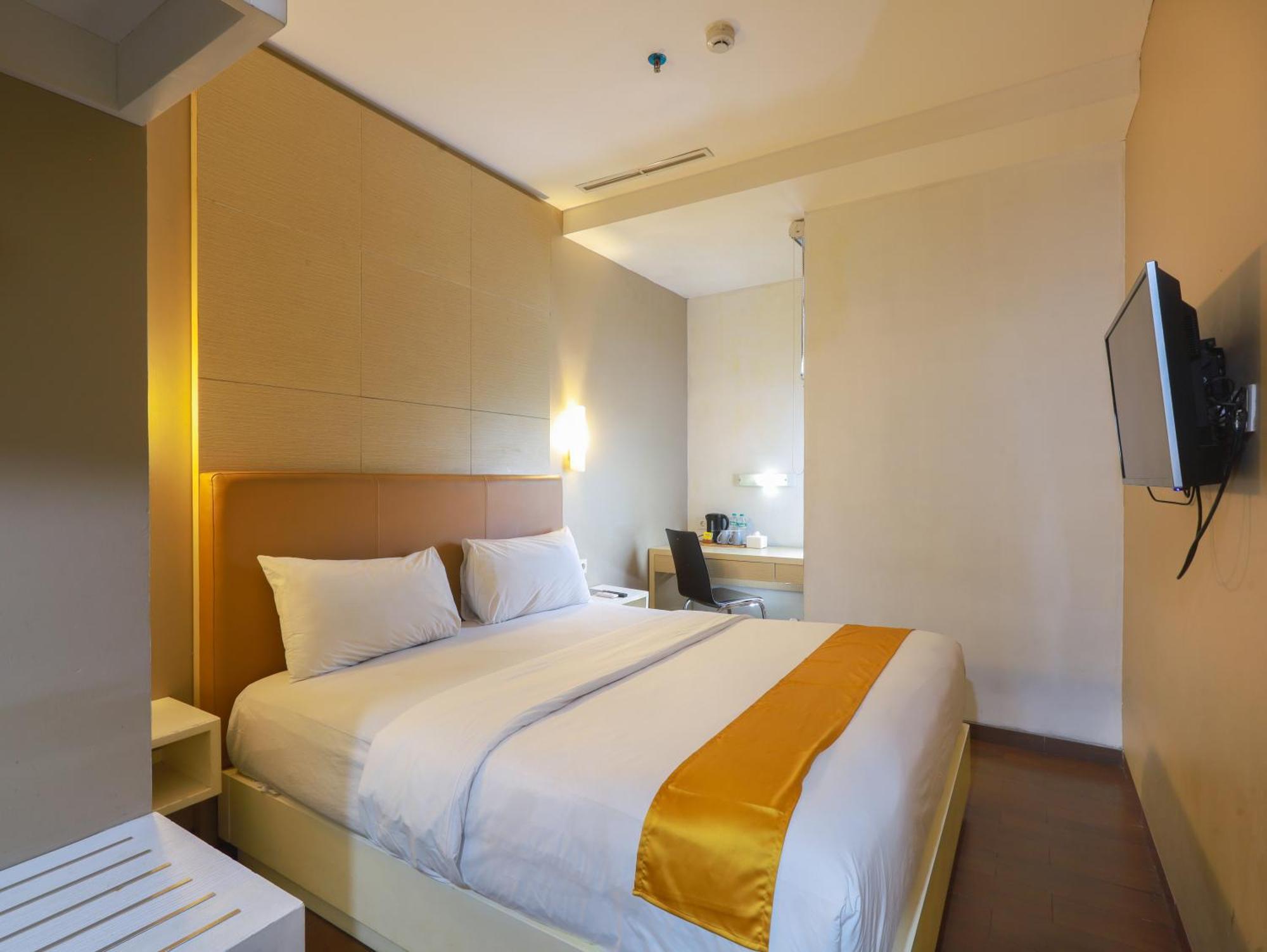 Terraz Tree Hotel Джакарта Екстер'єр фото